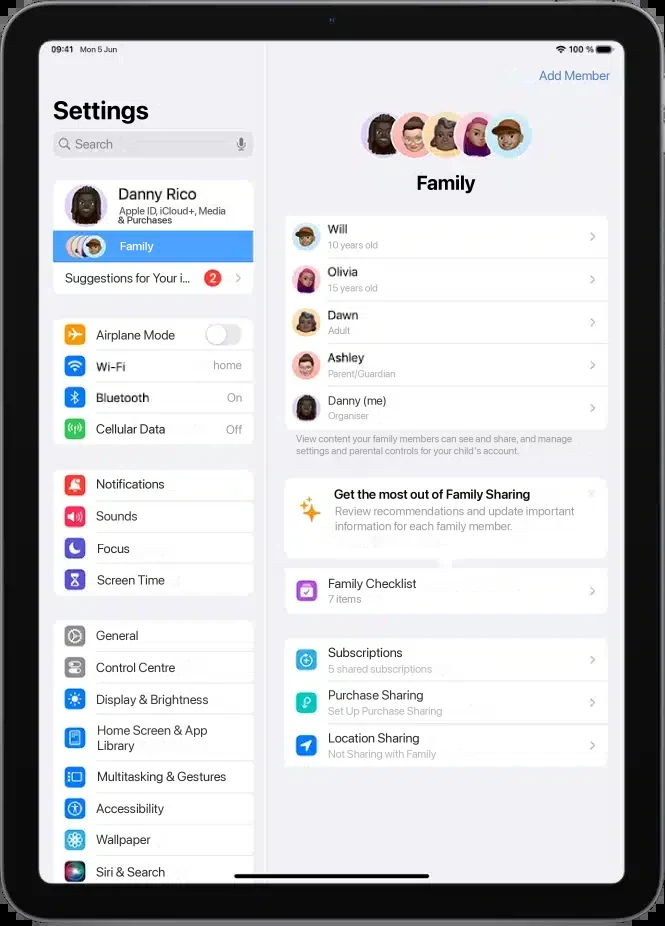 Στιγμιότυπο οθόνης των ρυθμίσεων ενός iPad στη σελίδα Οικογένεια με τα μέλη της Οικογενειακής κοινής χρήσης της Apple