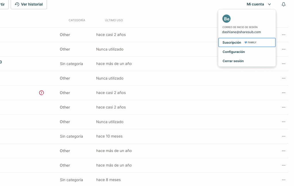 Captura de pantalla de Dashlane, menú Mi cuenta abierto con la opción Suscripción Family resaltada